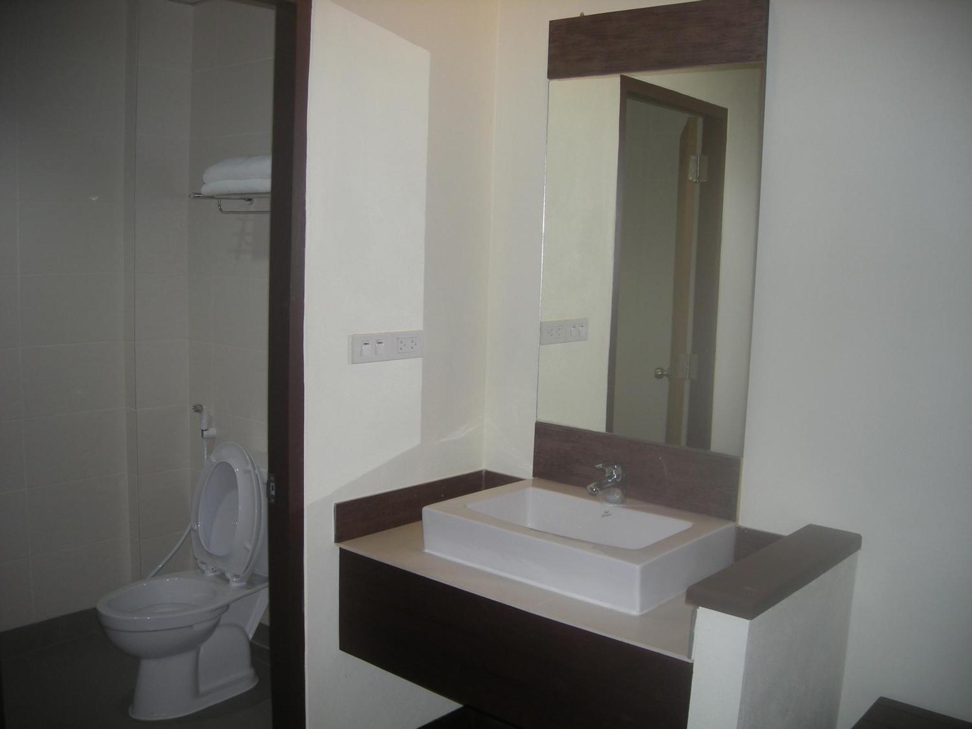 Mawin Hotel Chiang Mai Exterior photo